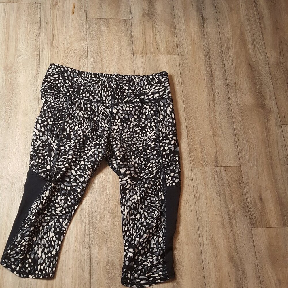 Blue Patterned Athletic Capris